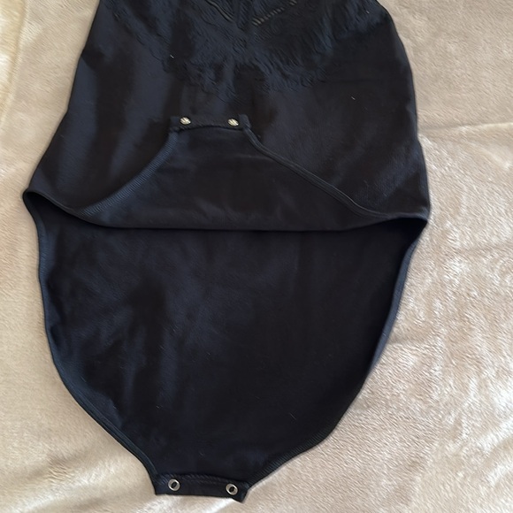 FP Intimately High Front Cut Out Ribbed Body Suit - M/L - Black - BNWOT - Picture 5 of 6